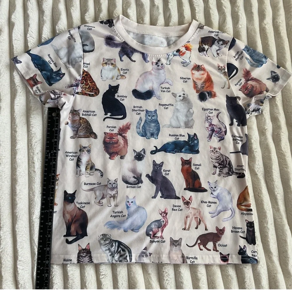 Cat Breeds All Over Print Graphic T-Shirt Cream Short Sleeve Crewneck Tee